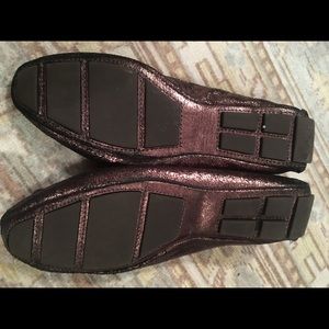 Tory Burch Flats Driving Shoes 7.5 Pewter Silver